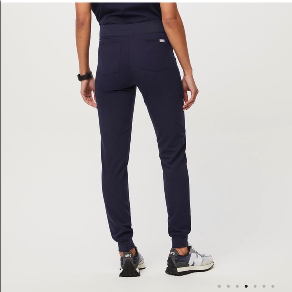 ZAMORA JOGGER SCRUB PANTS FIGS - Picture 2 of 2
